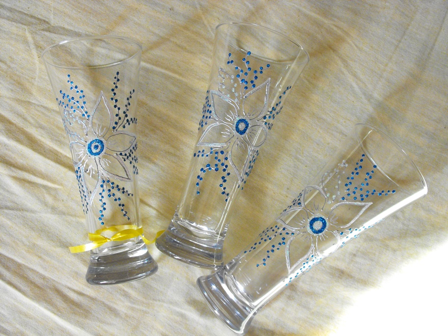 ръчно рисувани чаши Коктейл от цветя