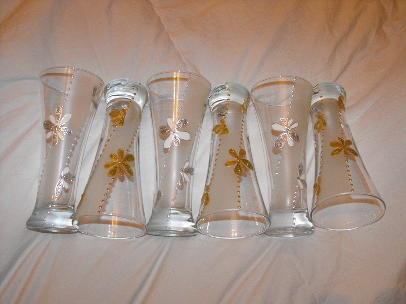 чаши за безалкохолно ръчно рисувано лого Левски
