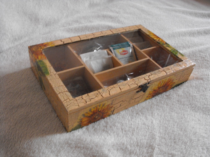 дървена кутия за чай декупаж